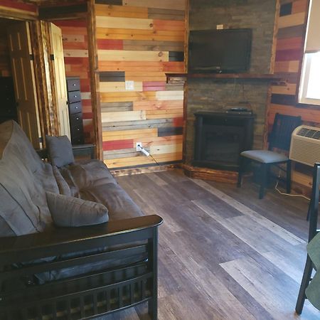 Stoneburg Cove Cottages Carrying Place Room photo